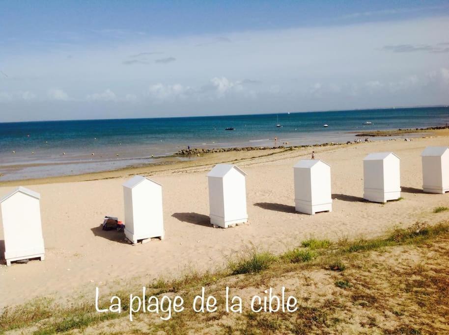 Eole, Idealement Situe Sur Le Port De St Martin De Re Saint-Martin-de-Re Bagian luar foto